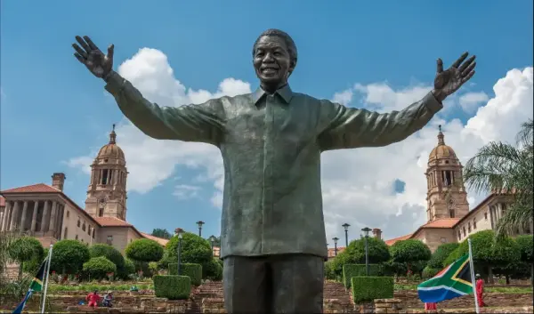VIAJE AFRICA SUDAFRICA JOHANNESBURGO TVG 4756
